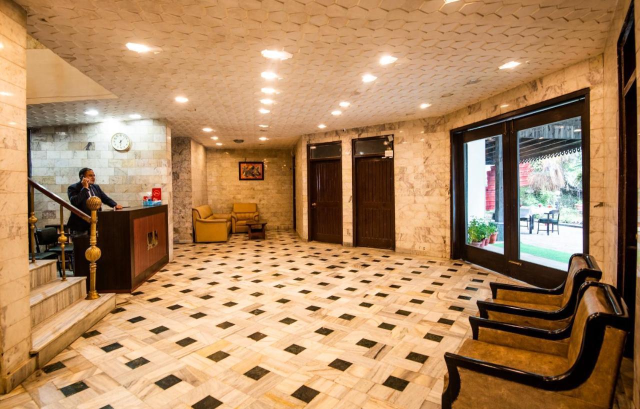Langdale Manor Hotel Nainital Exterior photo